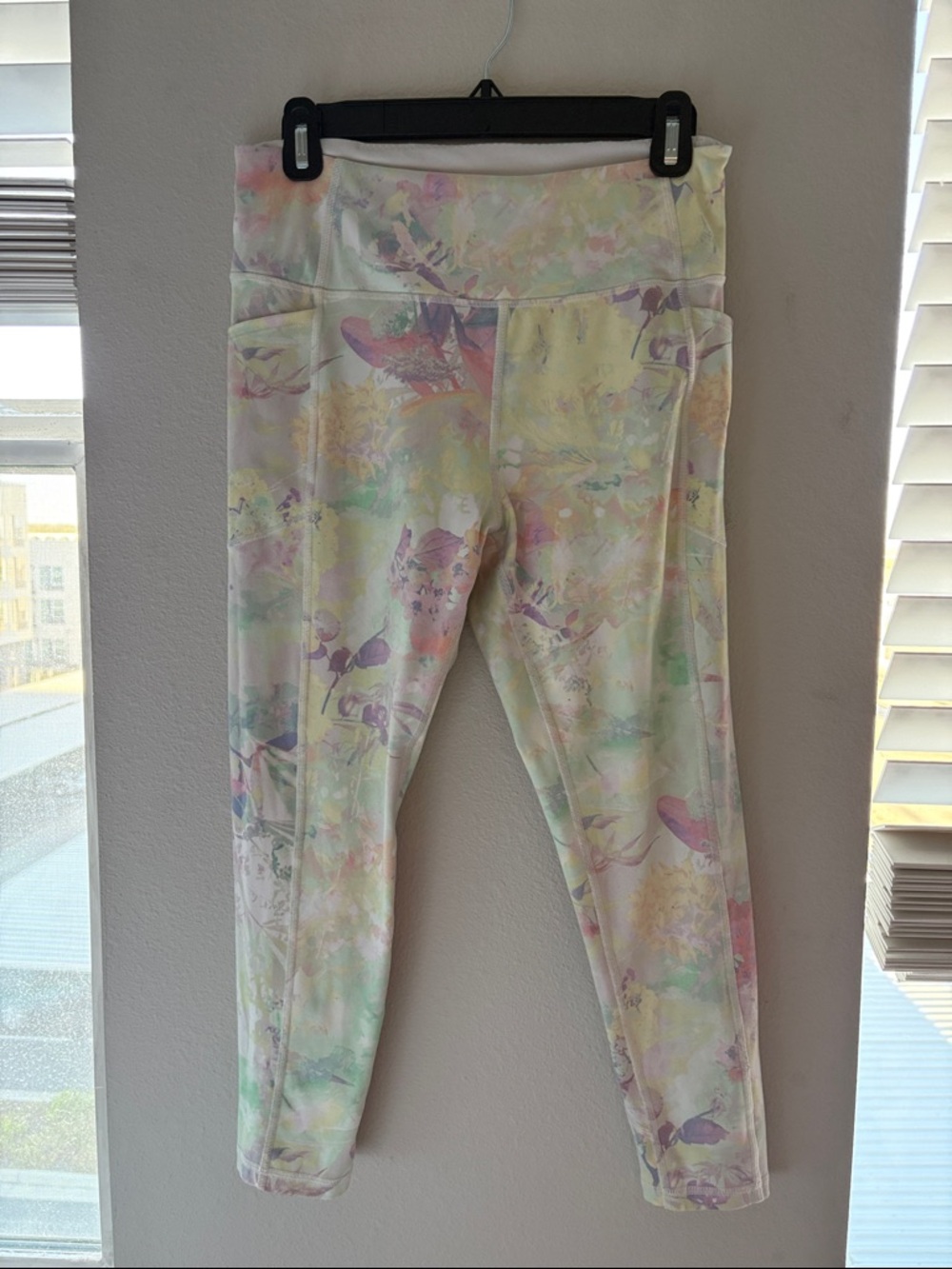 Victoria's Secret Pastel Floral Leggings in Mint, Pink & Lavender